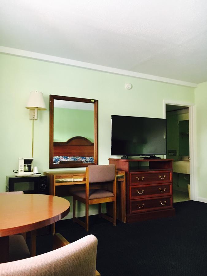 Folkston Relax Inn מראה חיצוני תמונה
