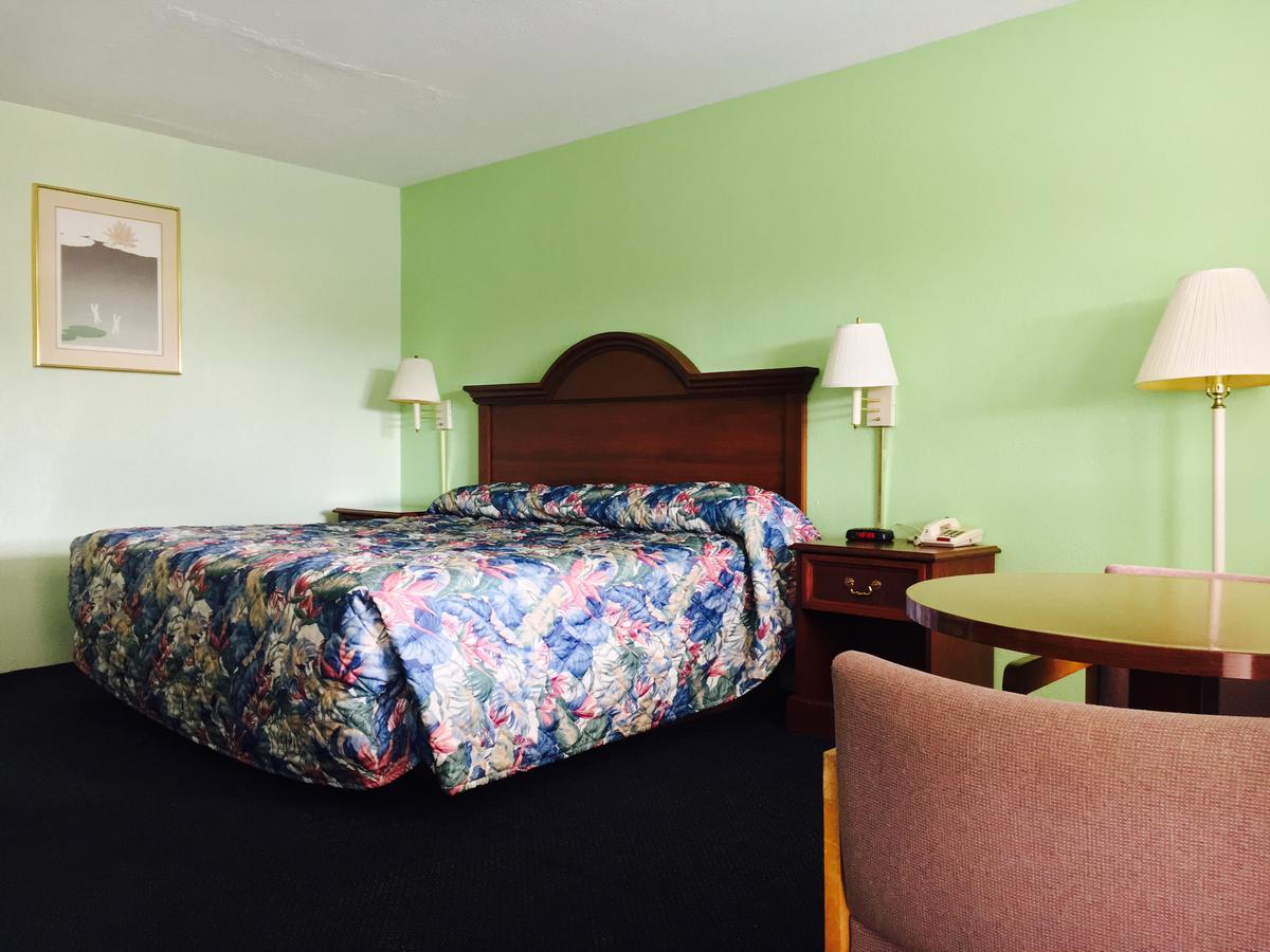 Folkston Relax Inn מראה חיצוני תמונה